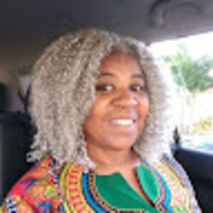 Meet your Posher, Rochelle